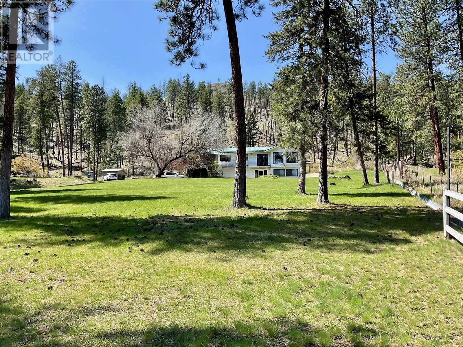 1715 33 Highway, Rock Creek