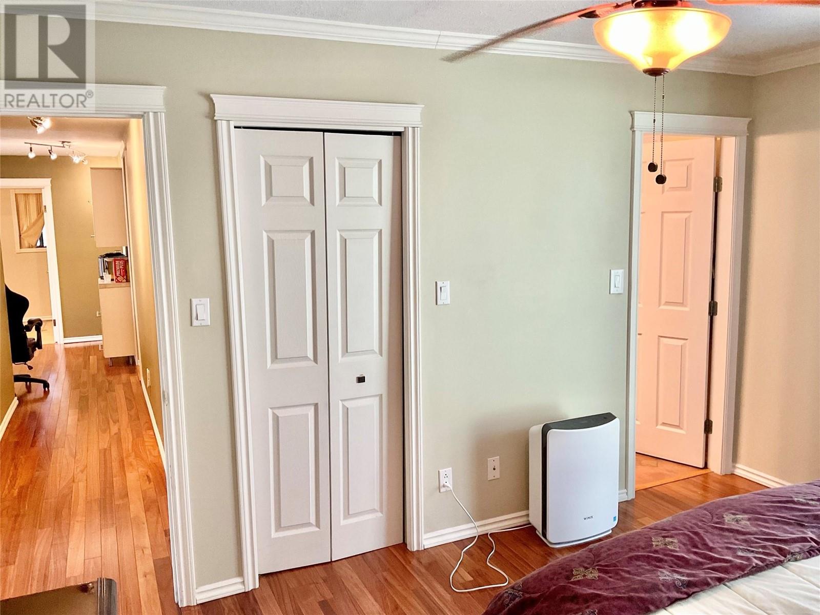 1715 33 Highway, Rock Creek