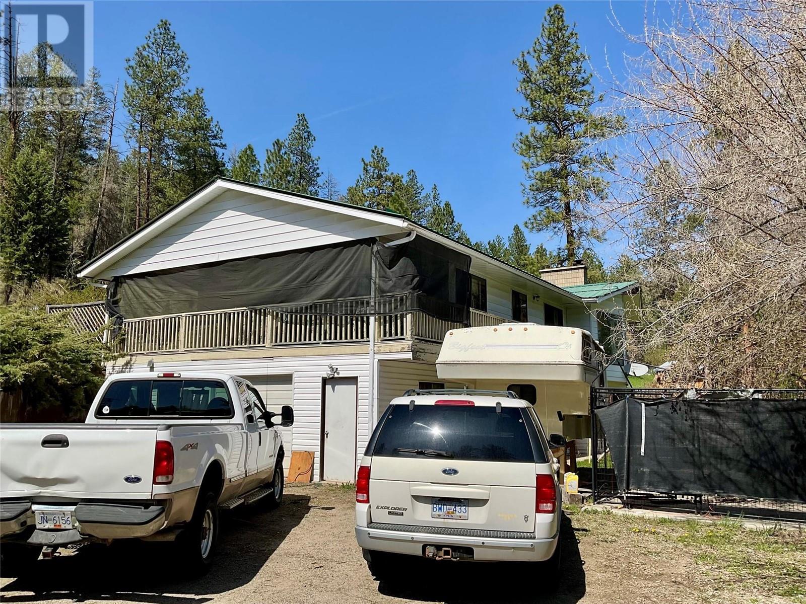 1715 33 Highway, Rock Creek