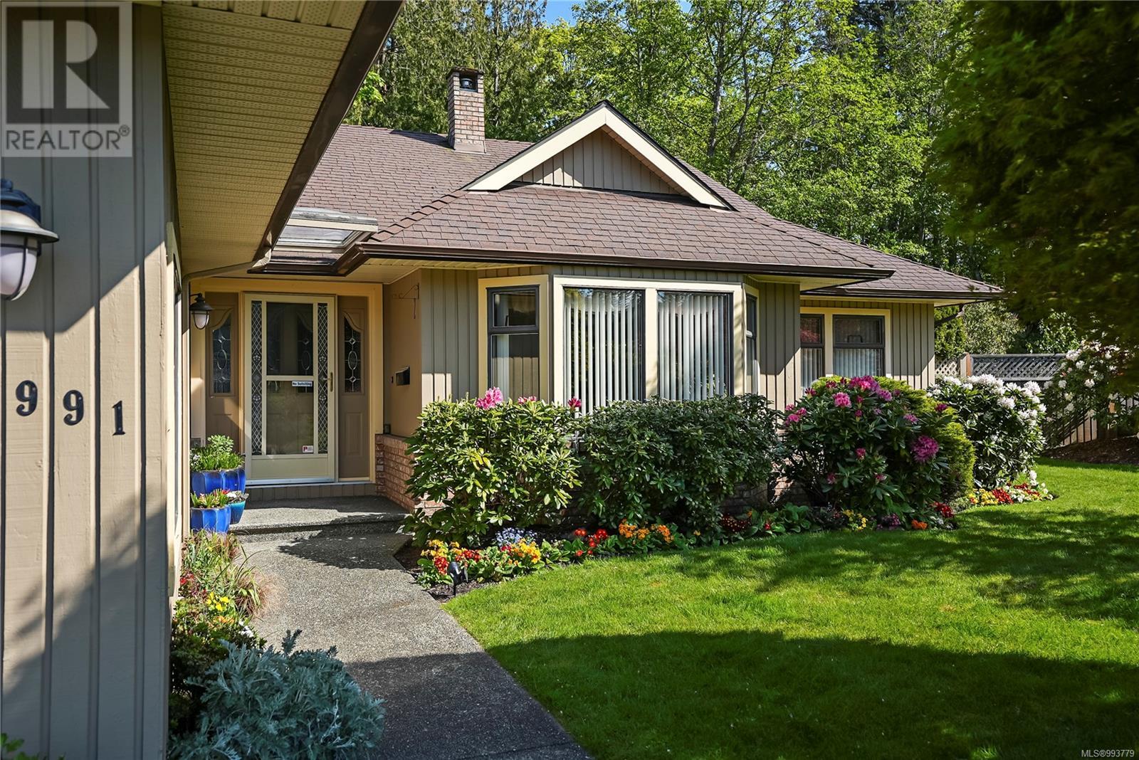  4991 Del Monte Avenue, Saanich