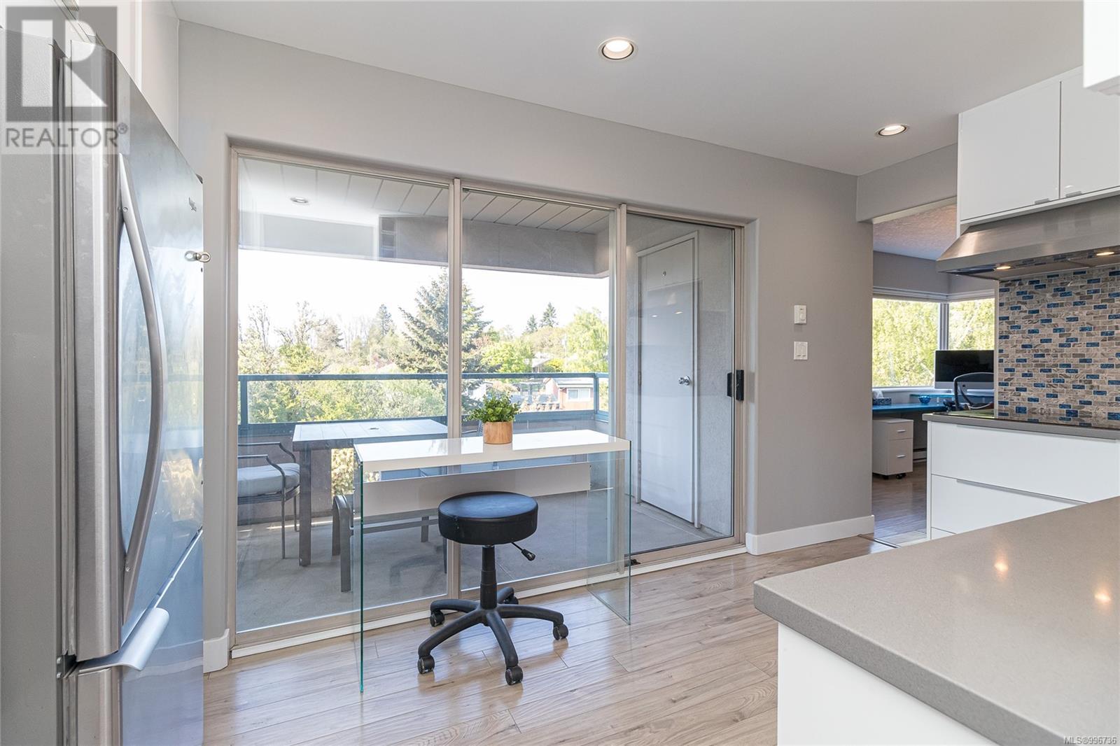 210 1100 Union Road, Saanich