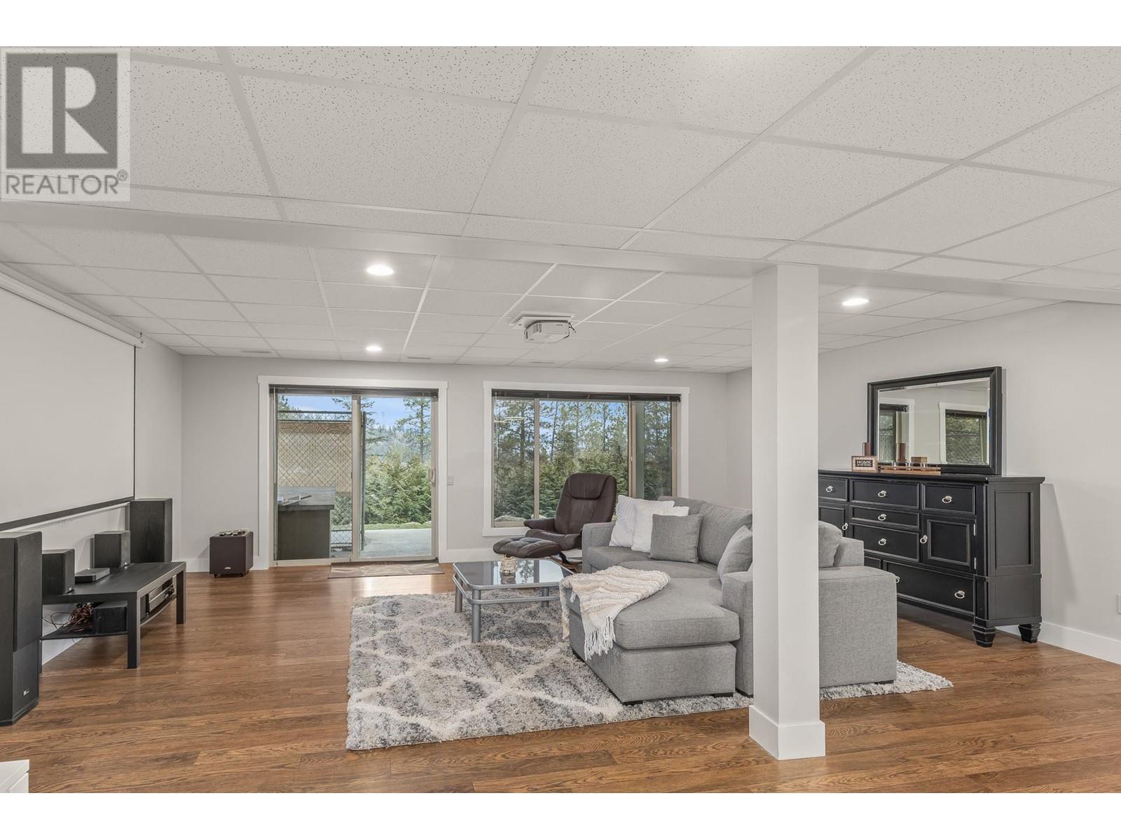  1137 Long Ridge Drive, Kelowna