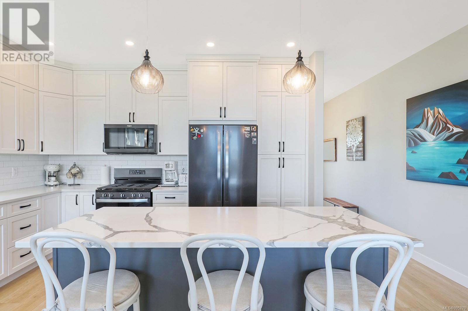 3311 Eagleview Cres, Courtenay