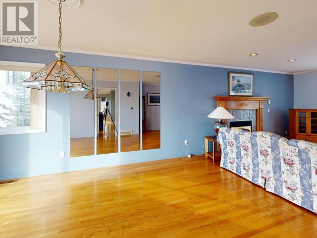 3777 ONTARIO AVE, Powell River