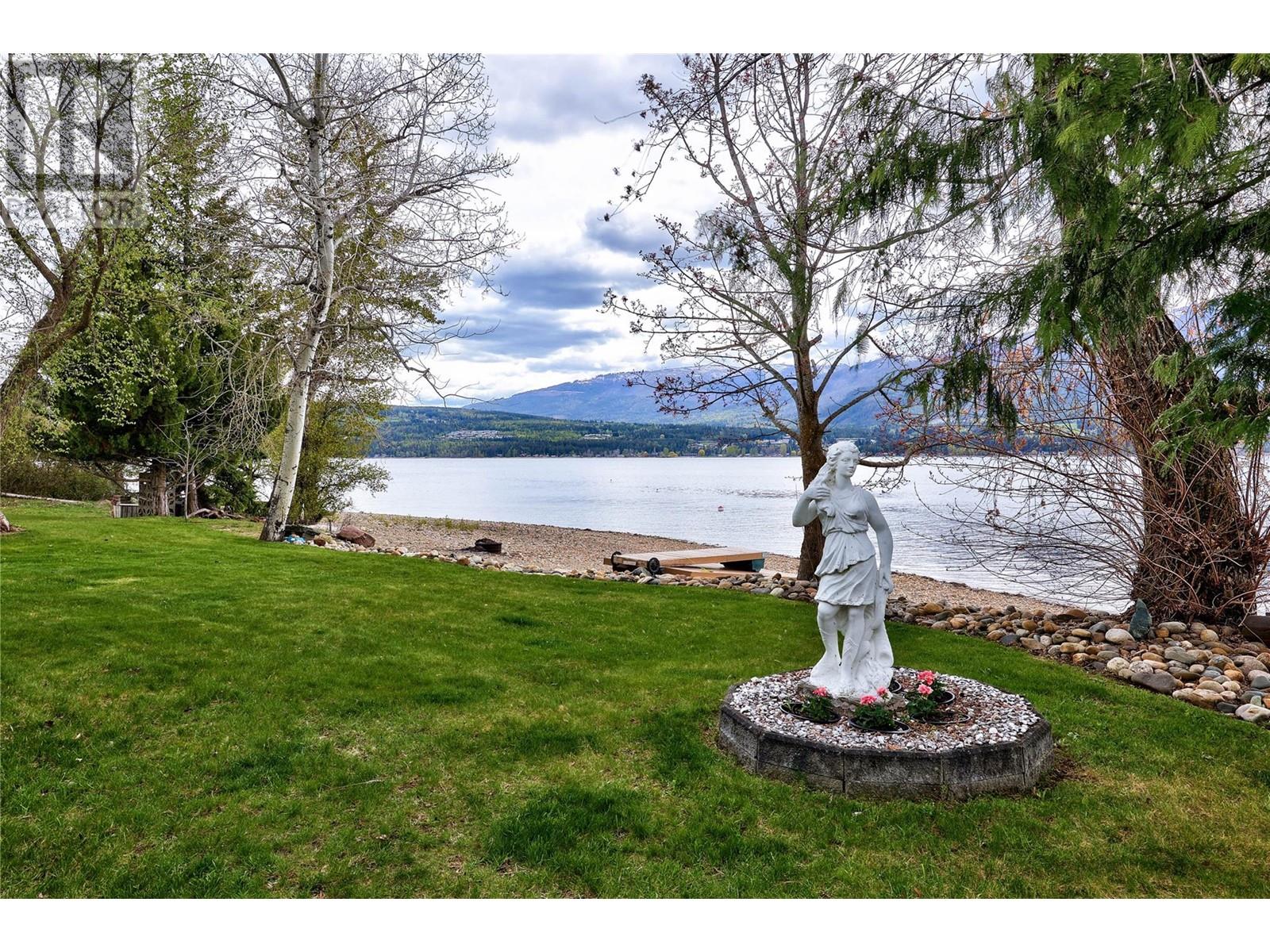  3726 Zinck Road, Scotch Creek