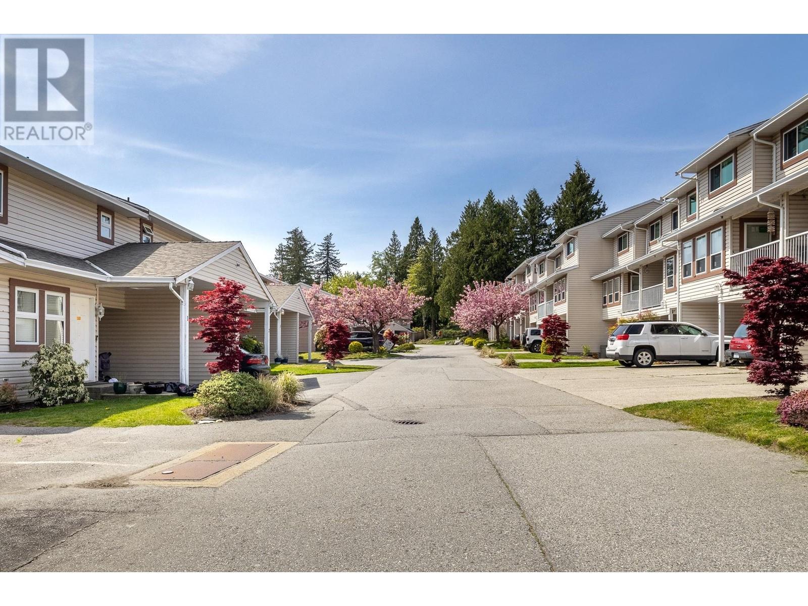 2 765 SCHOOL ROAD, Gibsons