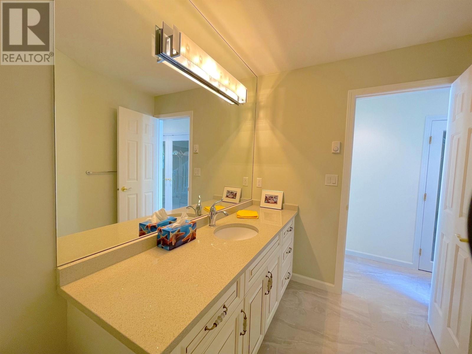 Photo 20 of 7371 Sunnymede Crescent, Richmond BC