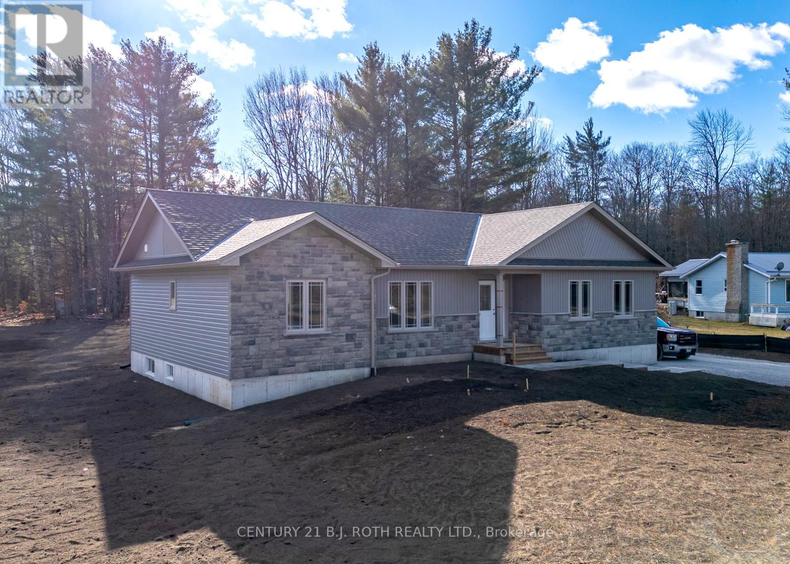 6121 CONCESSION B C ROAD - 5
