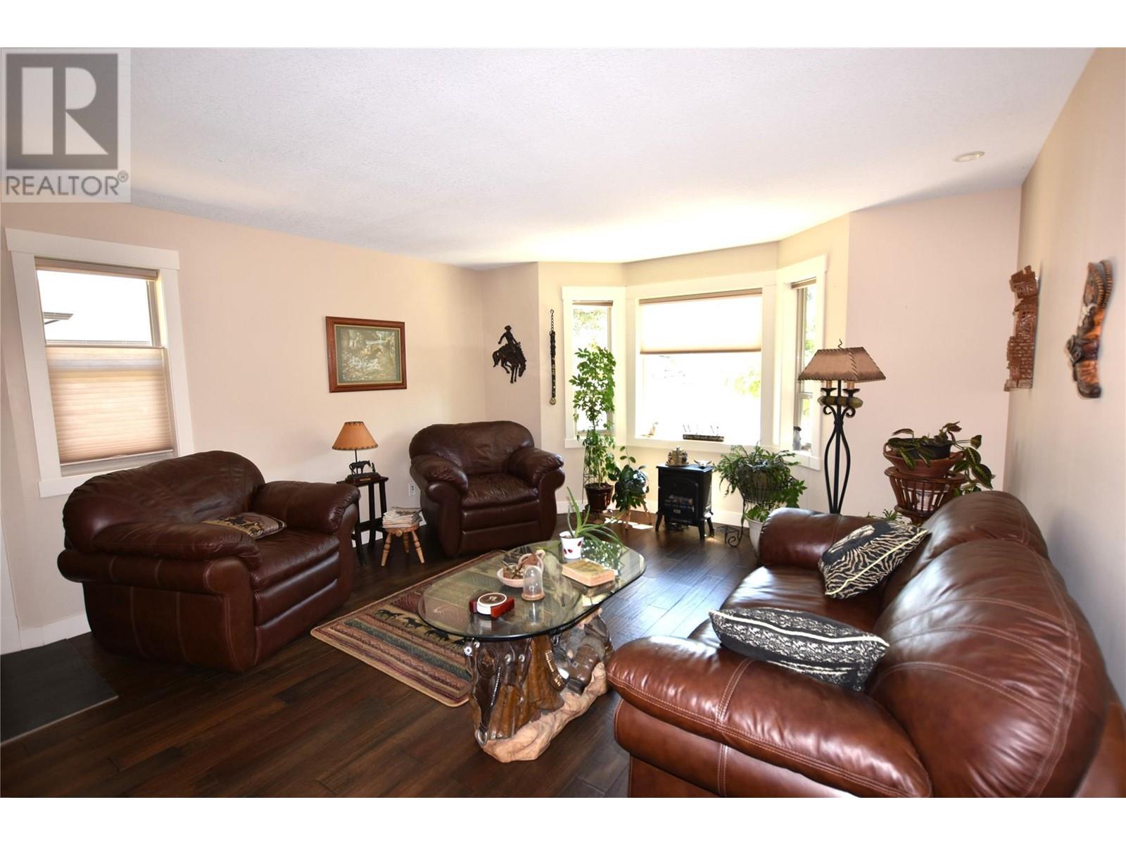  494 Kingfisher Avenue, Vernon