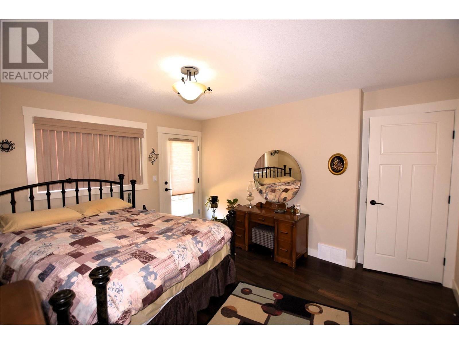  494 Kingfisher Avenue, Vernon