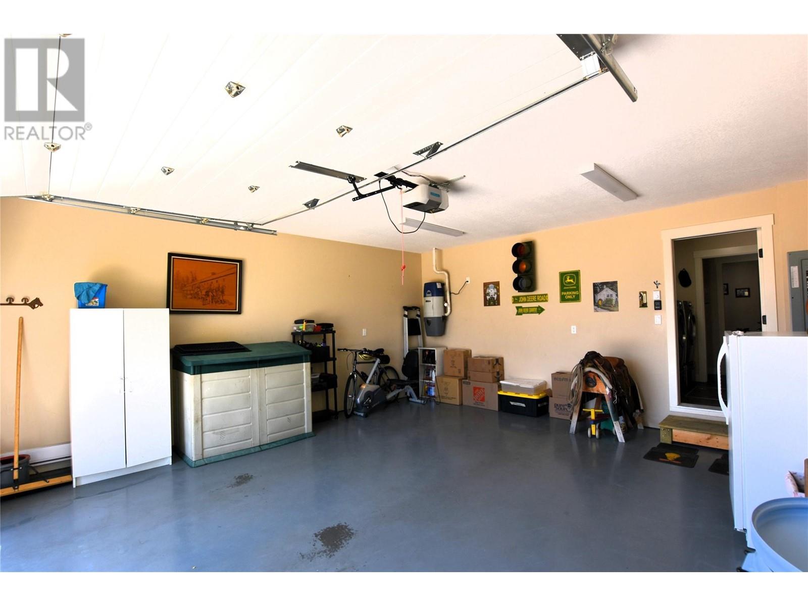  494 Kingfisher Avenue, Vernon