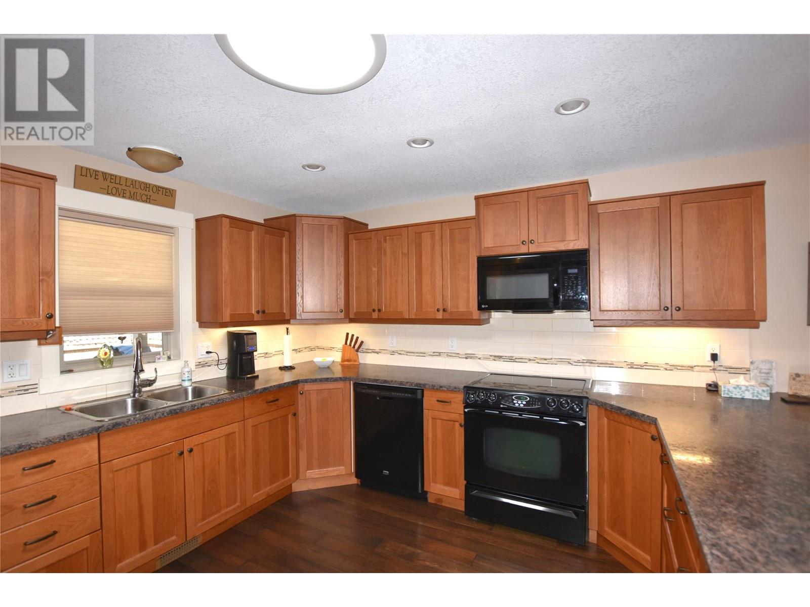  494 Kingfisher Avenue, Vernon