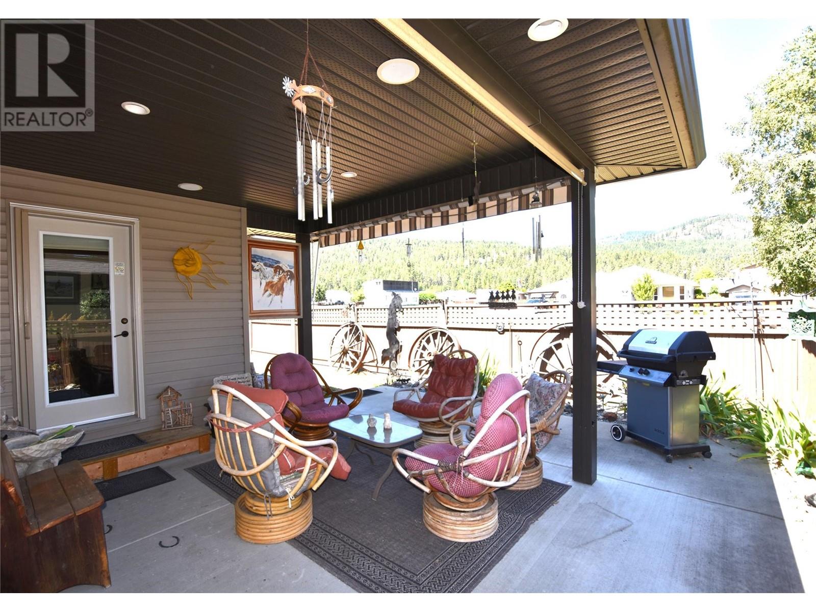  494 Kingfisher Avenue, Vernon