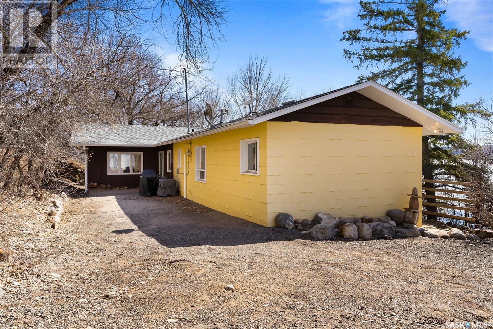 Photo 2 of 446 Pasqua Lake Road, North Quappelle Rm No 187 SK