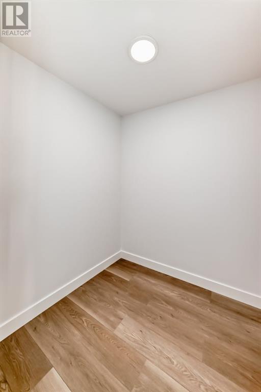 Single Family House for Sale in    Avenue SE Belvedere Calgary 
