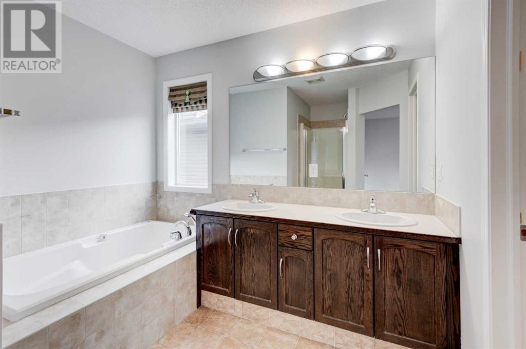 Single Family House for Sale in  Silverado Creek Crescent SW Silverado Calgary 