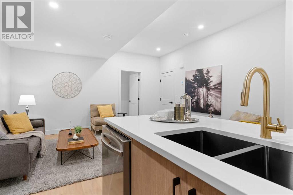 Single Family House for Sale in   Avenue NW Crescent Heights Calgary 