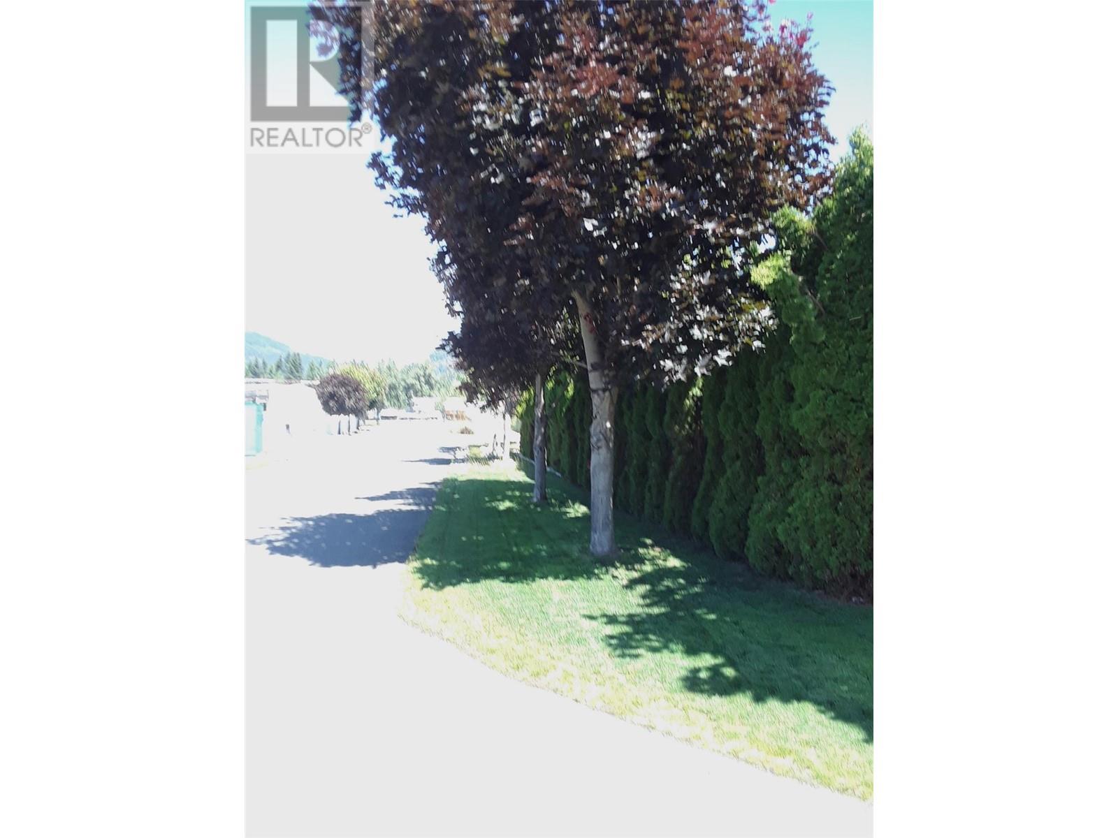 Photo 1 of 3844 Captains Village Way Unit 30, Scotch Creek BC