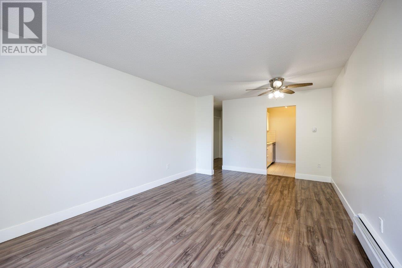 Photo 7 of 156 200 Westhill Place, Port Moody BC