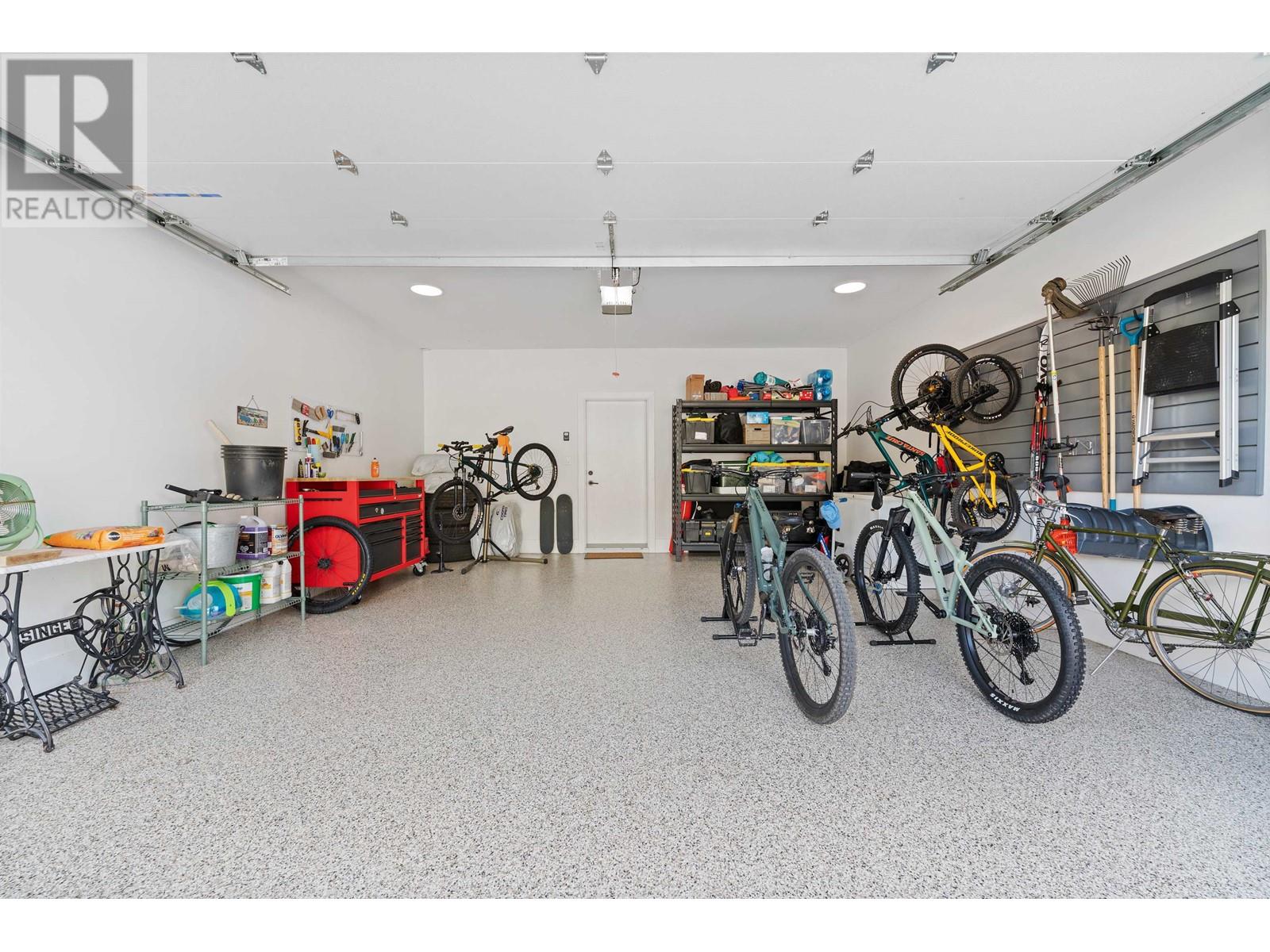 40822 THE CRESCENT, Squamish