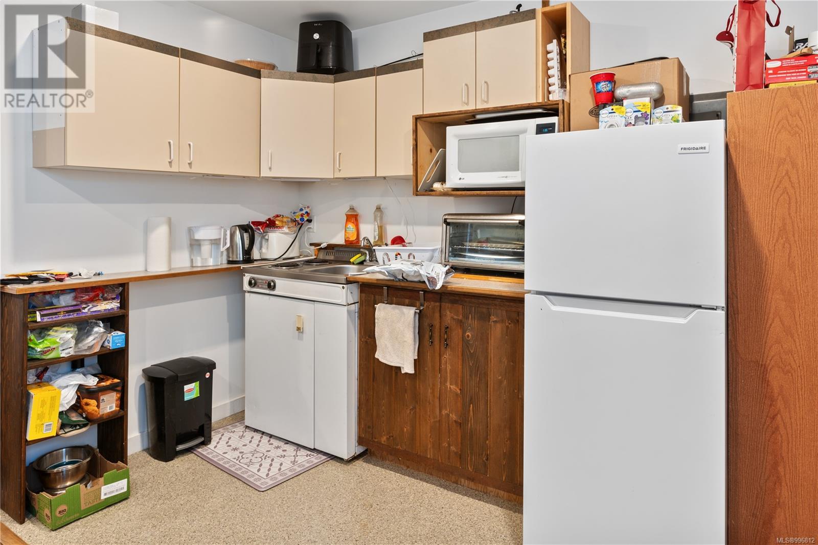288 Albion Cres, Ucluelet