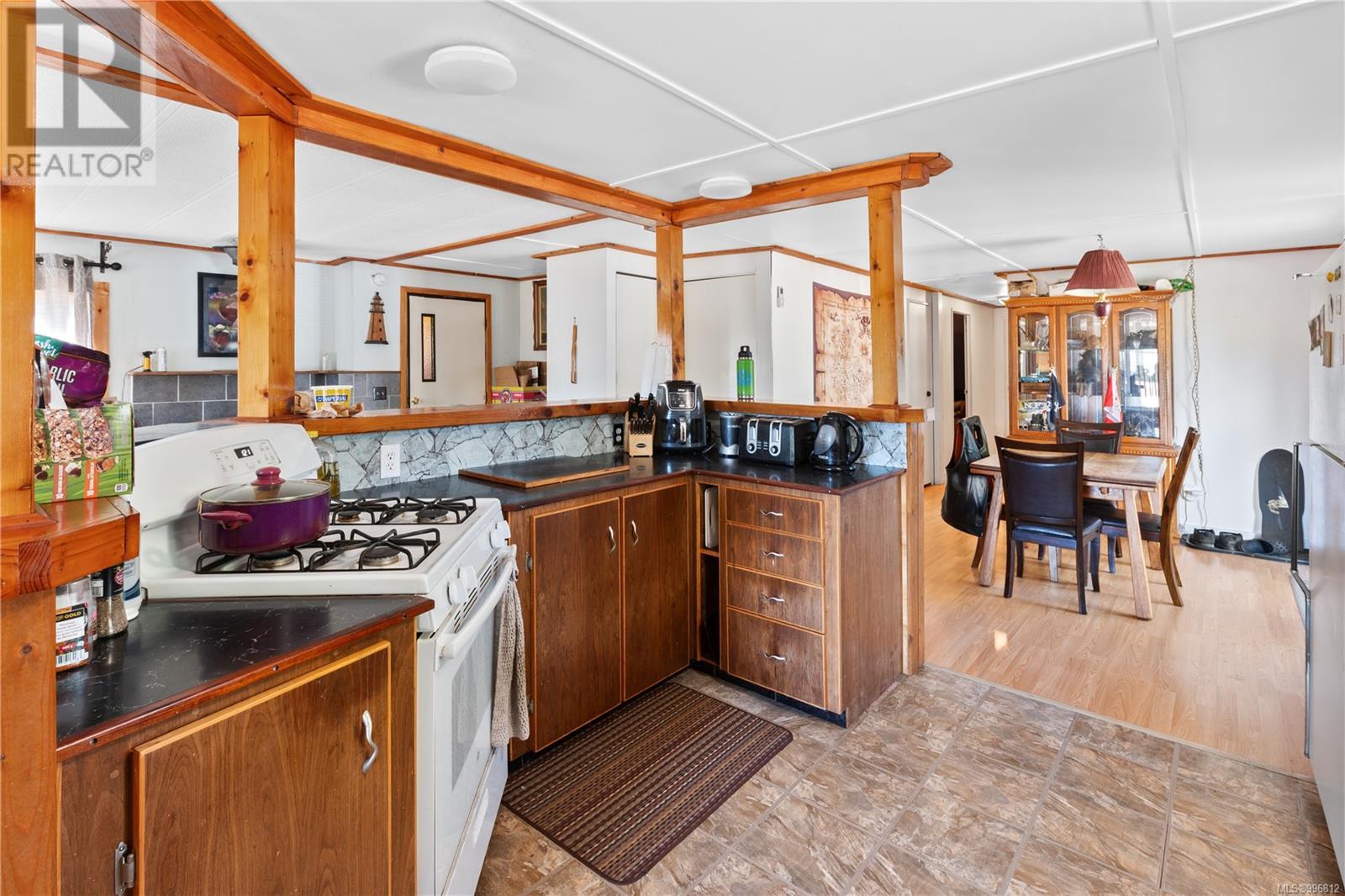 288 Albion Cres, Ucluelet