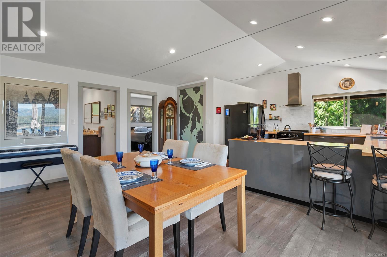 SL10 READ ISLAND - 32