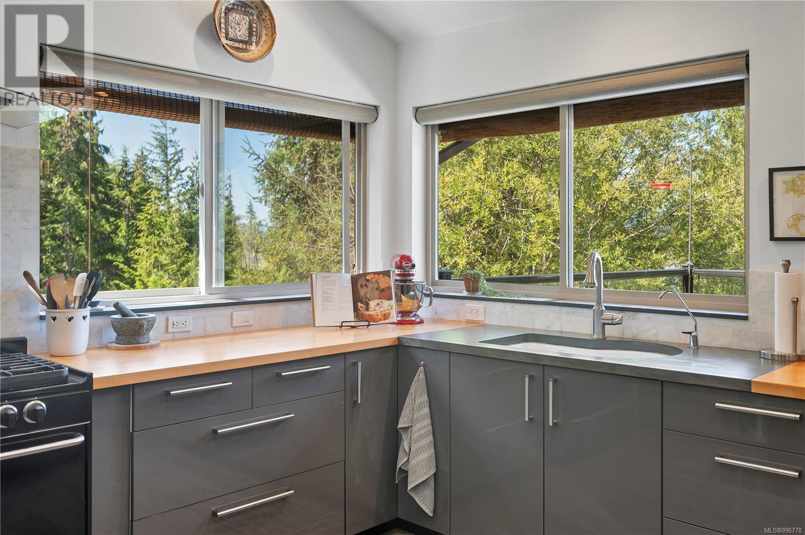 SL10 READ ISLAND - 37