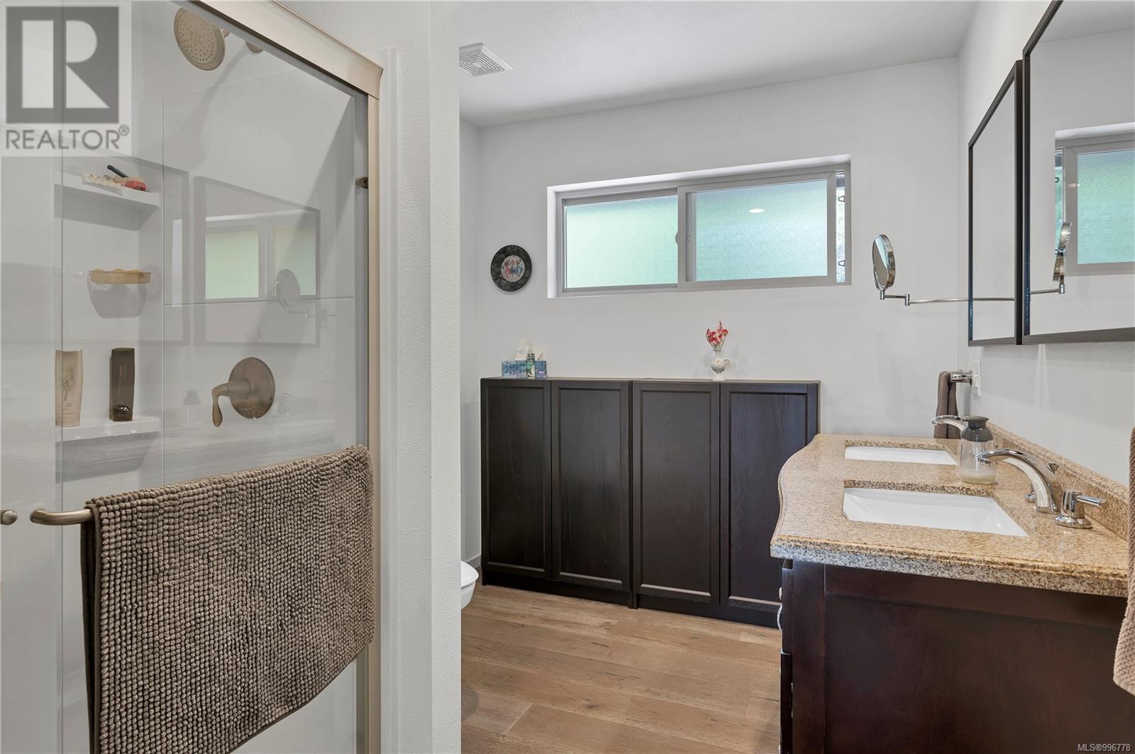 SL10 READ ISLAND - 44