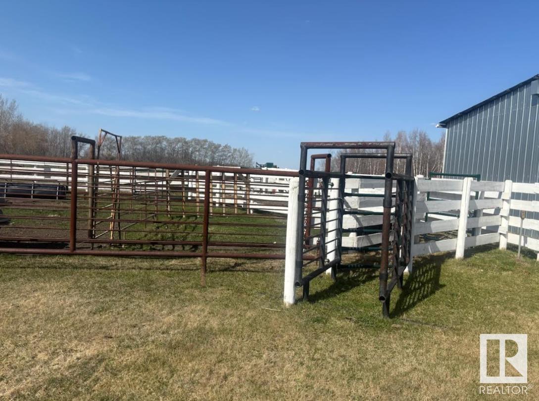 49229 Range Rd 263 - 16