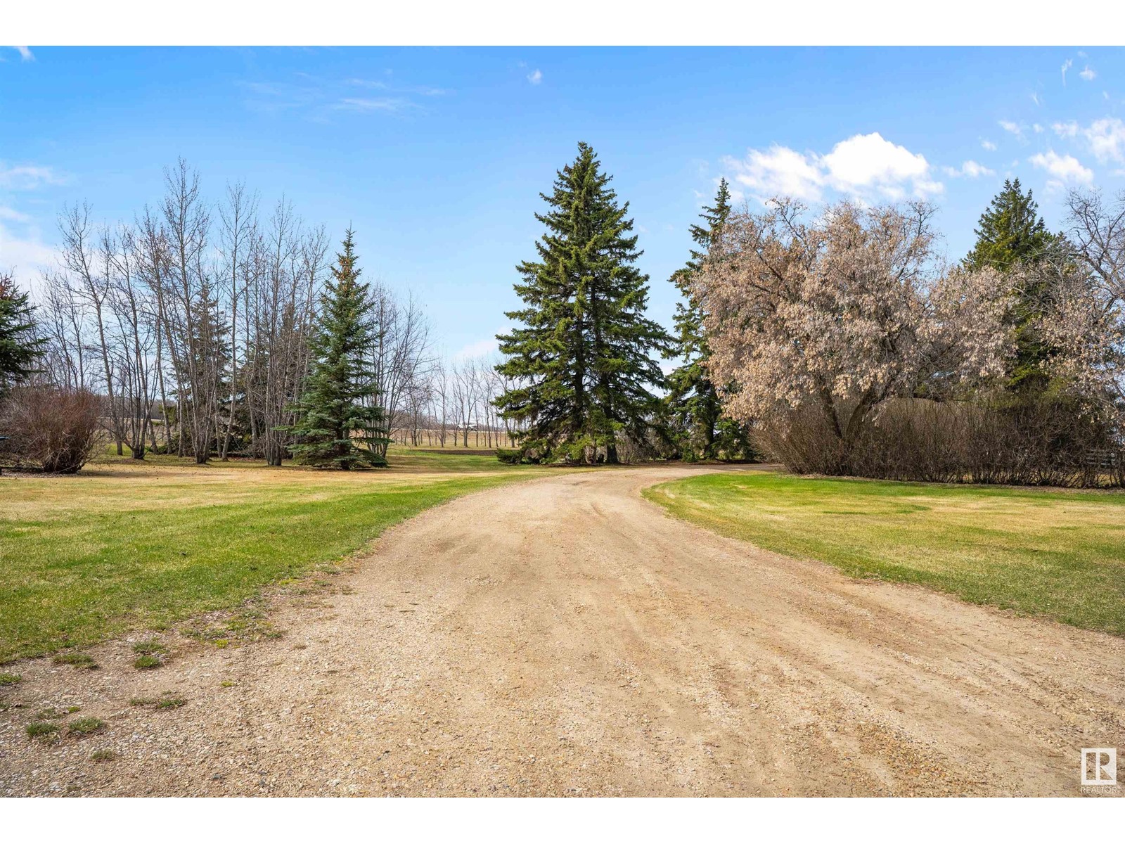 49229 Range Rd 263 - 11