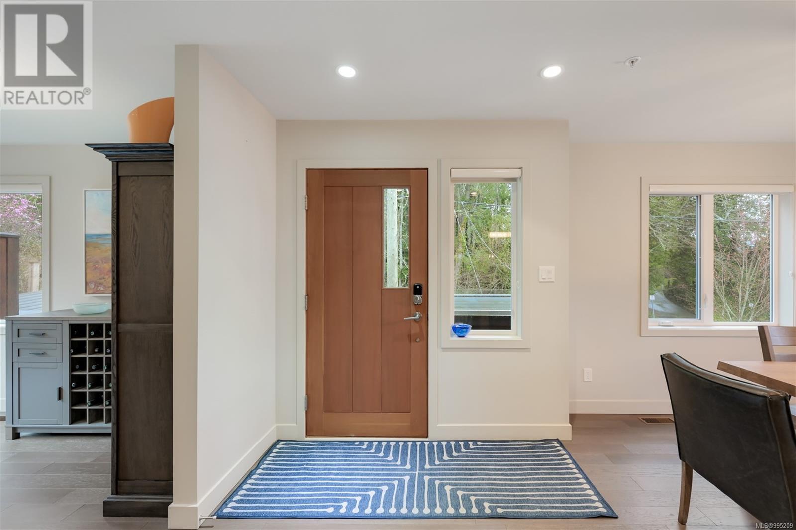 101 744 Handy Road, Mill Bay