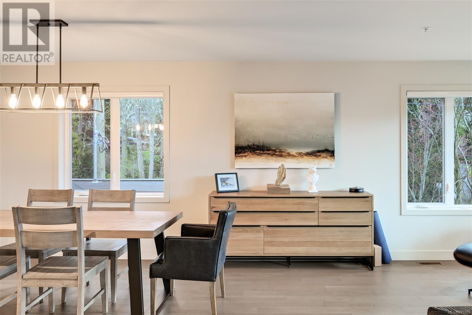 101 744 Handy Road, Mill Bay