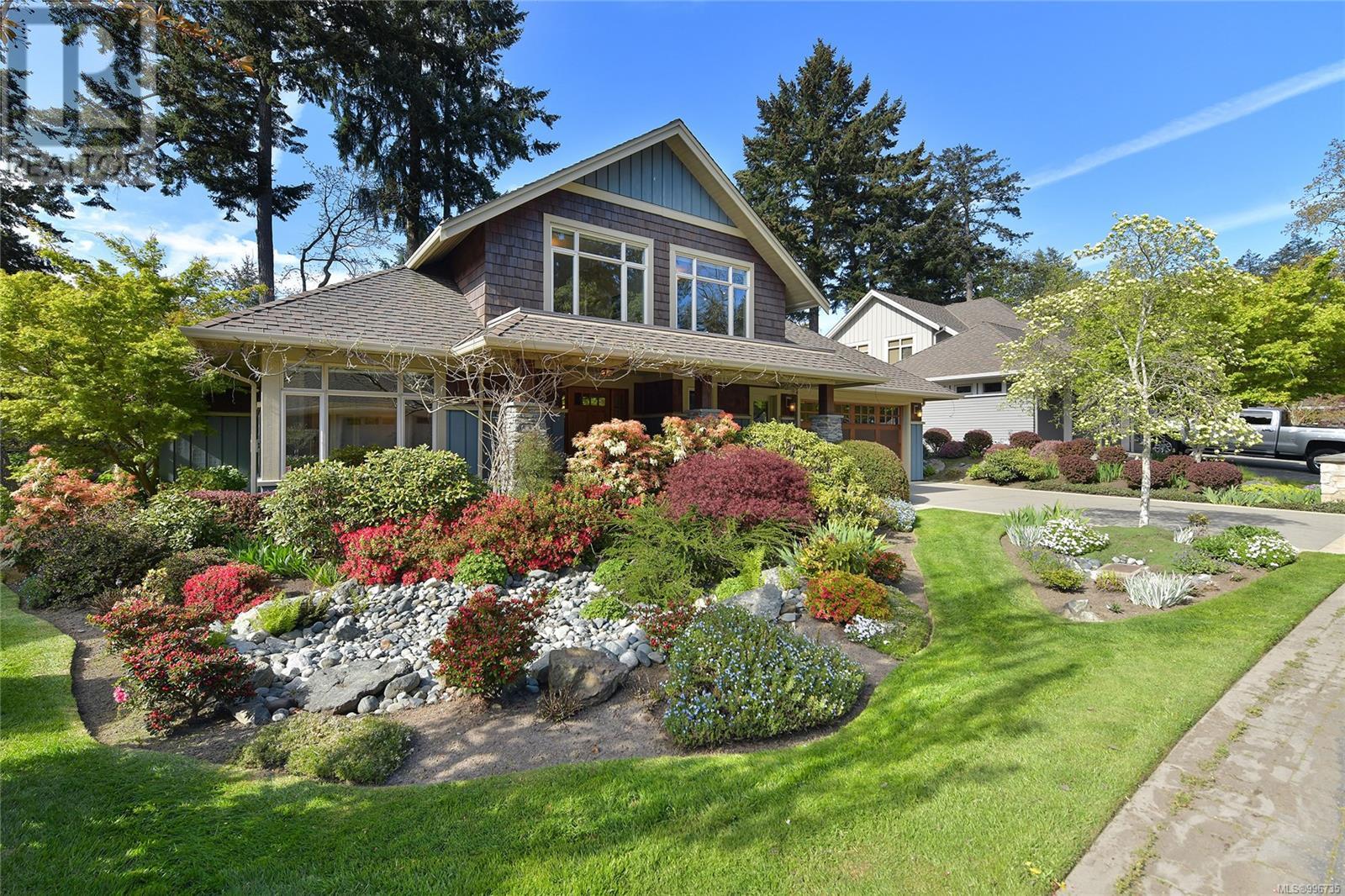 1284 Oceanwood Lane, Saanich