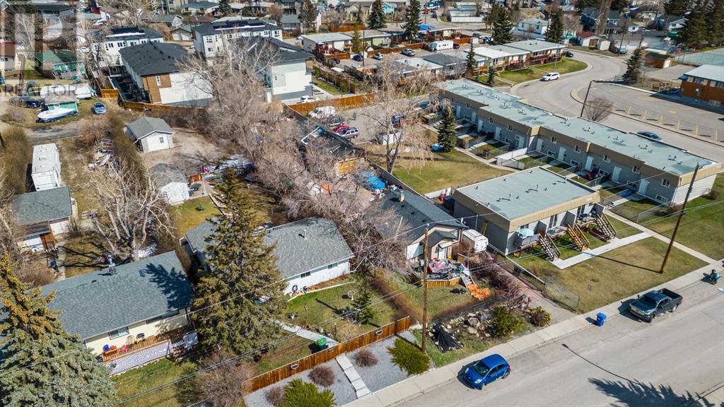Single Family House Bungalow for Sale in   Avenue NW Bowness Calgary 