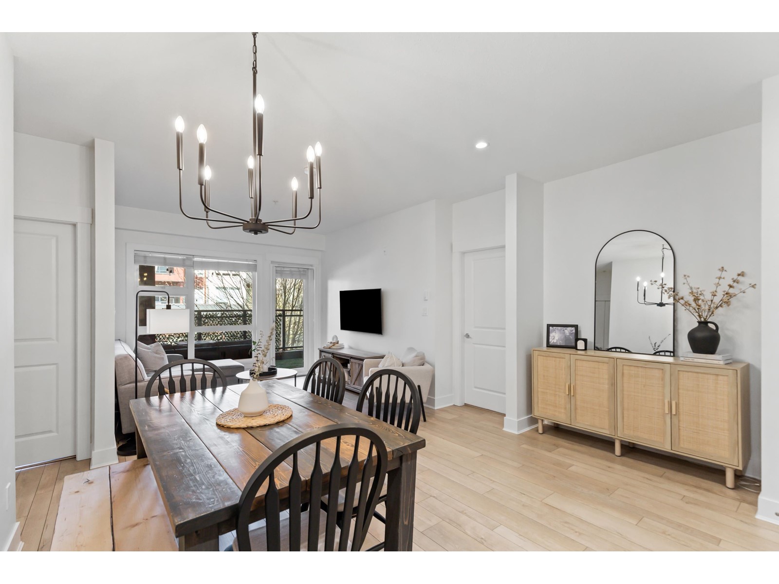 212 20728 WILLOUGHBY TOWN CENTRE DRIVE, Langley real estate listing R2995112