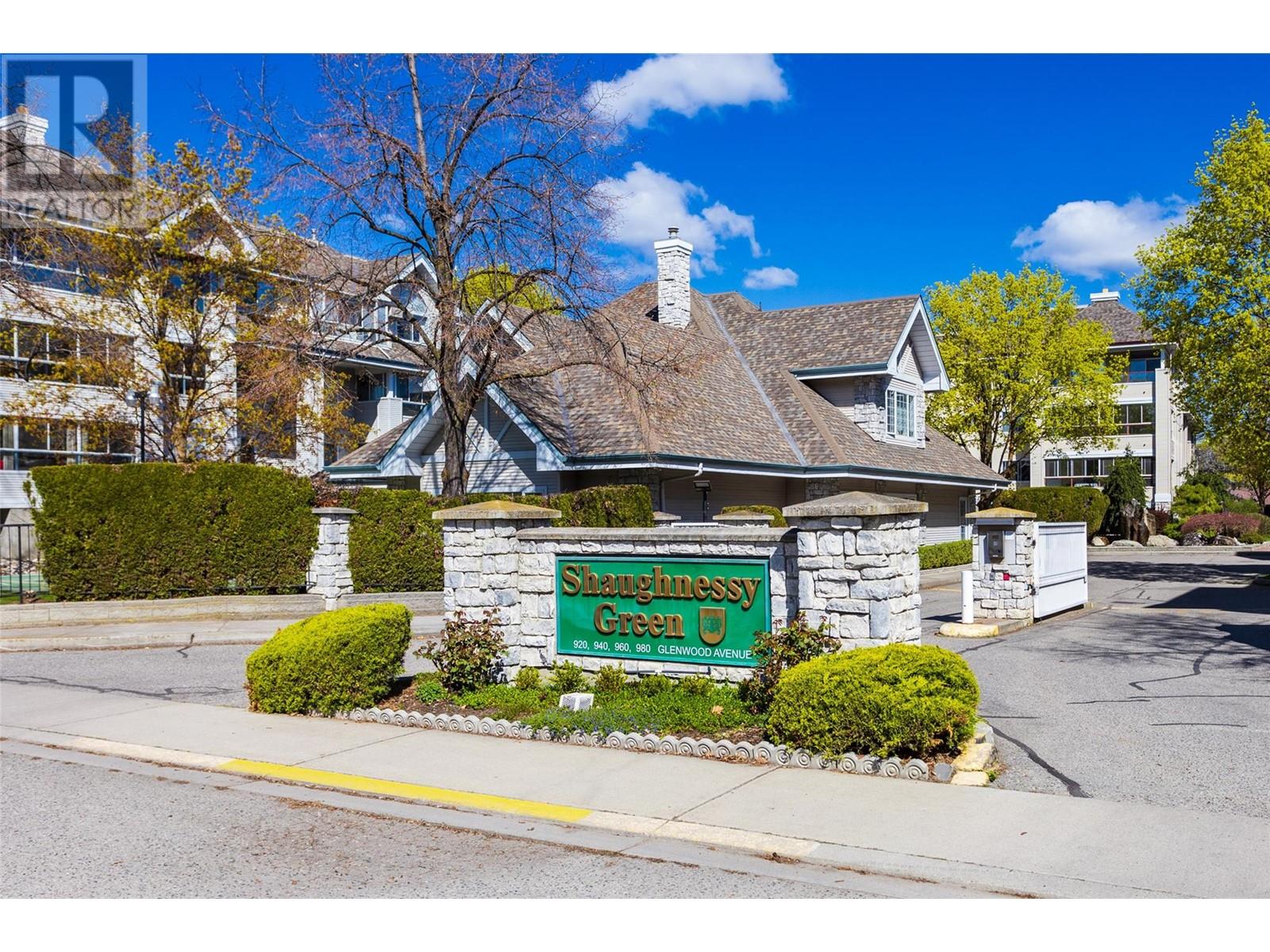 302 980 Glenwood Avenue, Kelowna