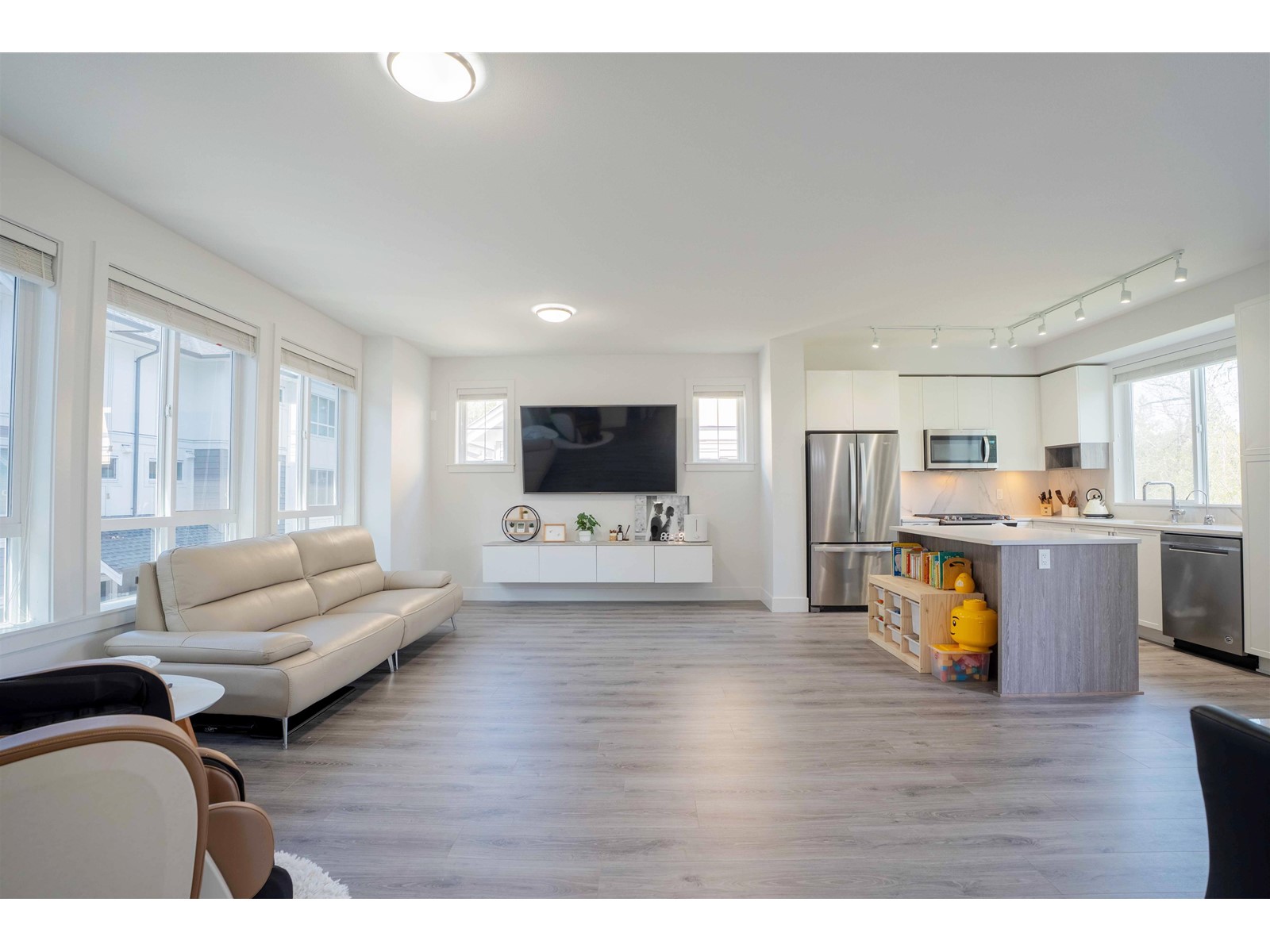 53 9688 162A STREET, Surrey real estate listing R2995215