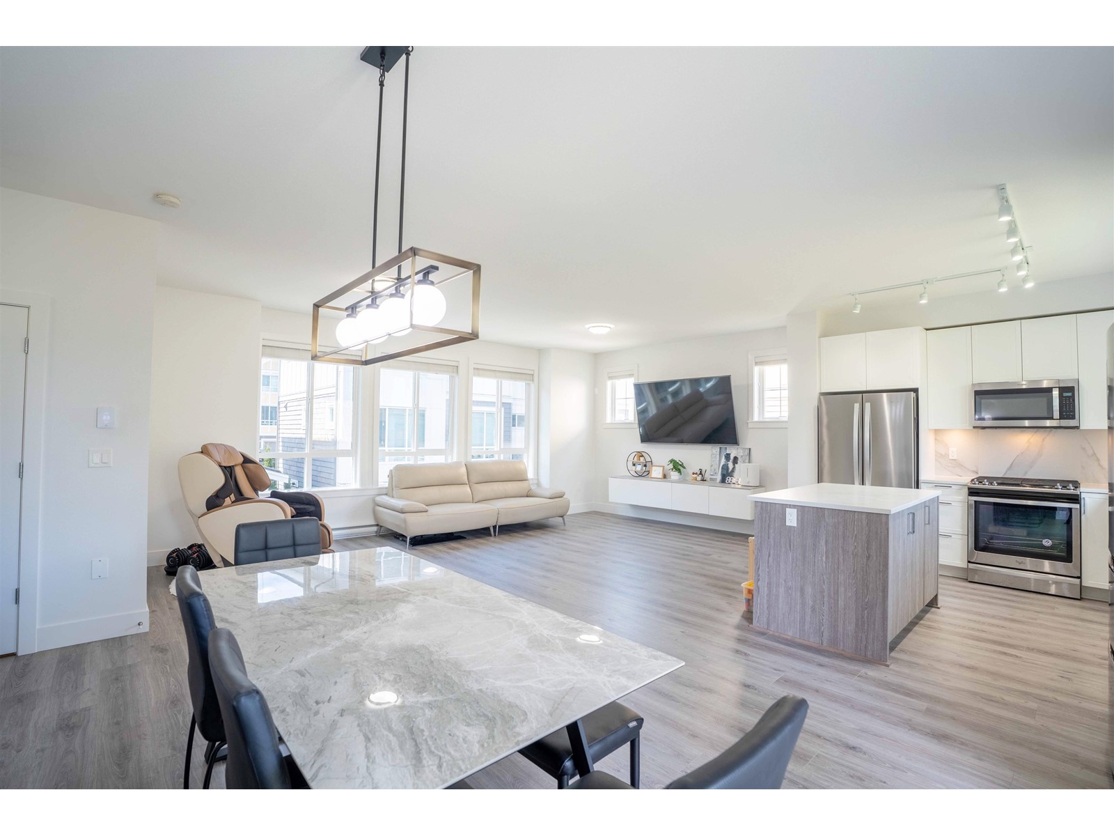 53 9688 162A STREET, Surrey real estate listing R2995215