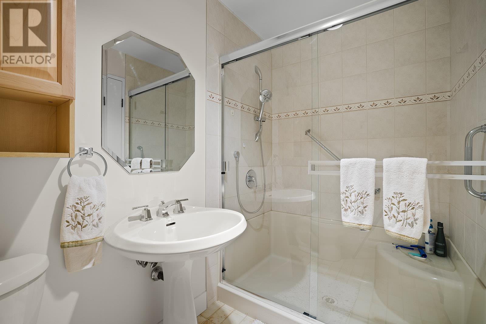 #1403 737 LEON AVENUE - Image 34