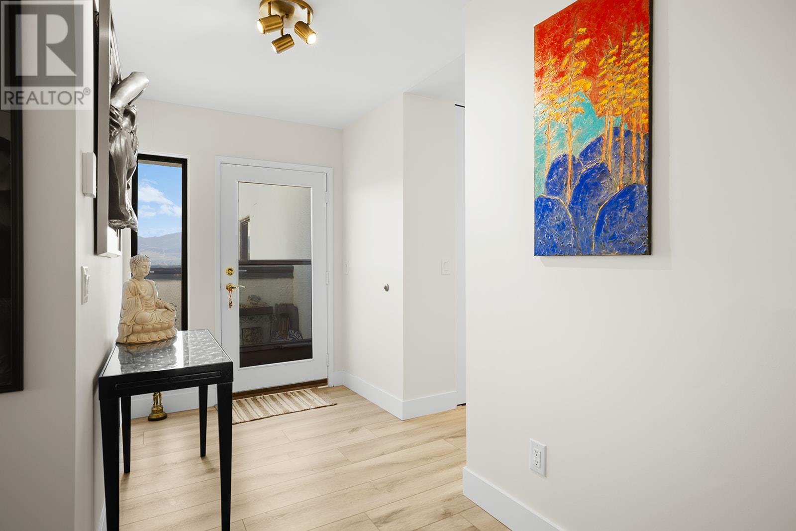 #1403 737 LEON AVENUE - Image 29