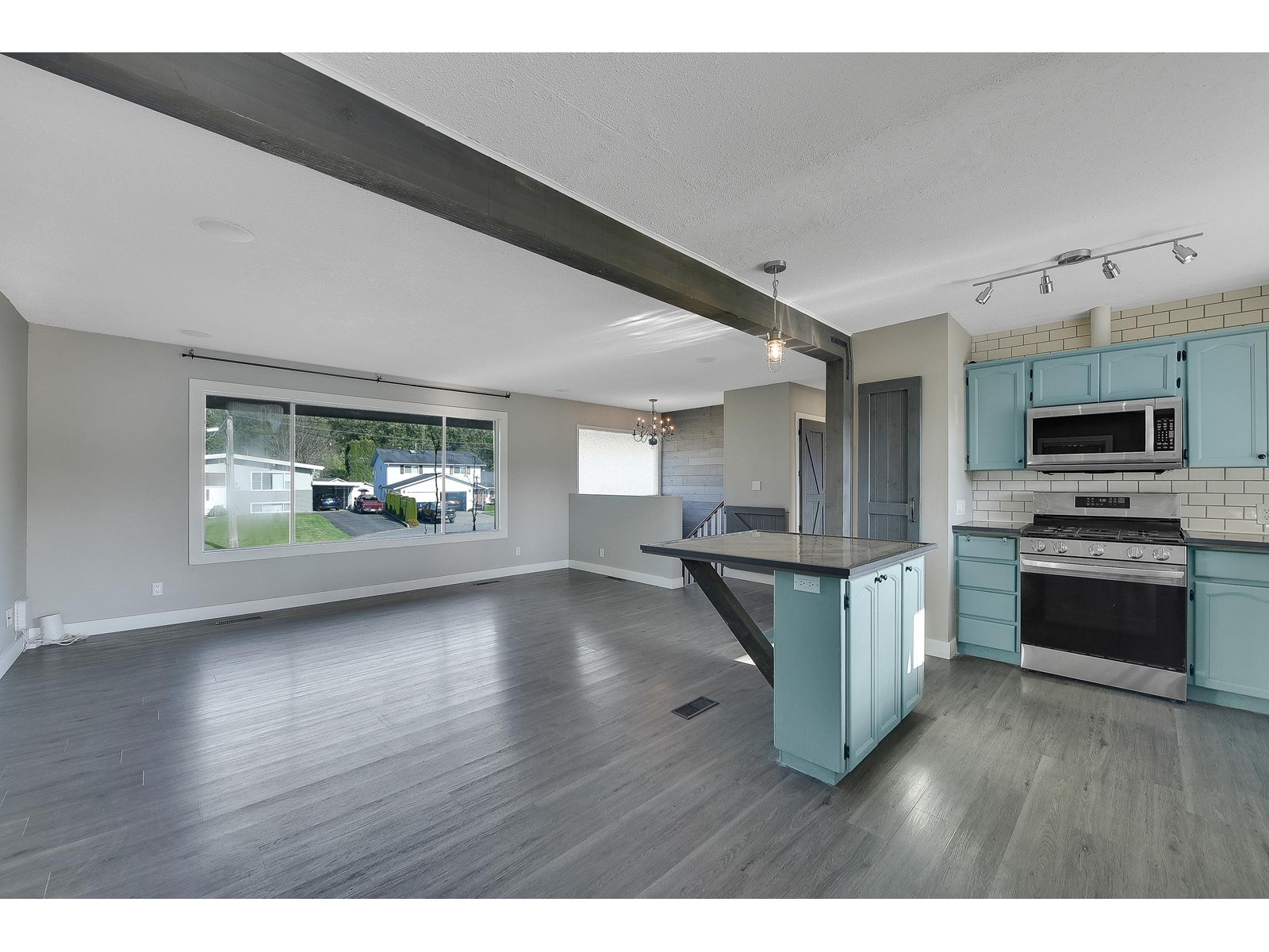 Photo 18 of 10113 Manor Drive Fairfield Island, Chilliwack BC