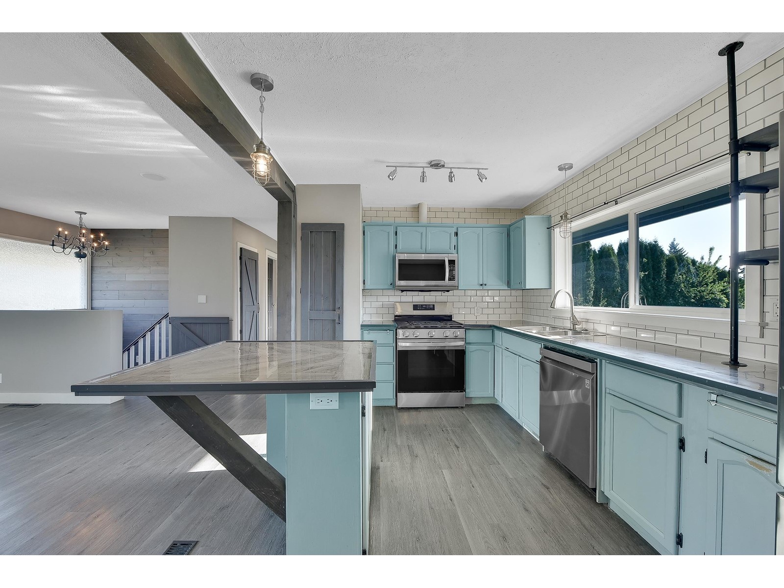 Photo 40 of 10113 Manor Drive Fairfield Island, Chilliwack BC