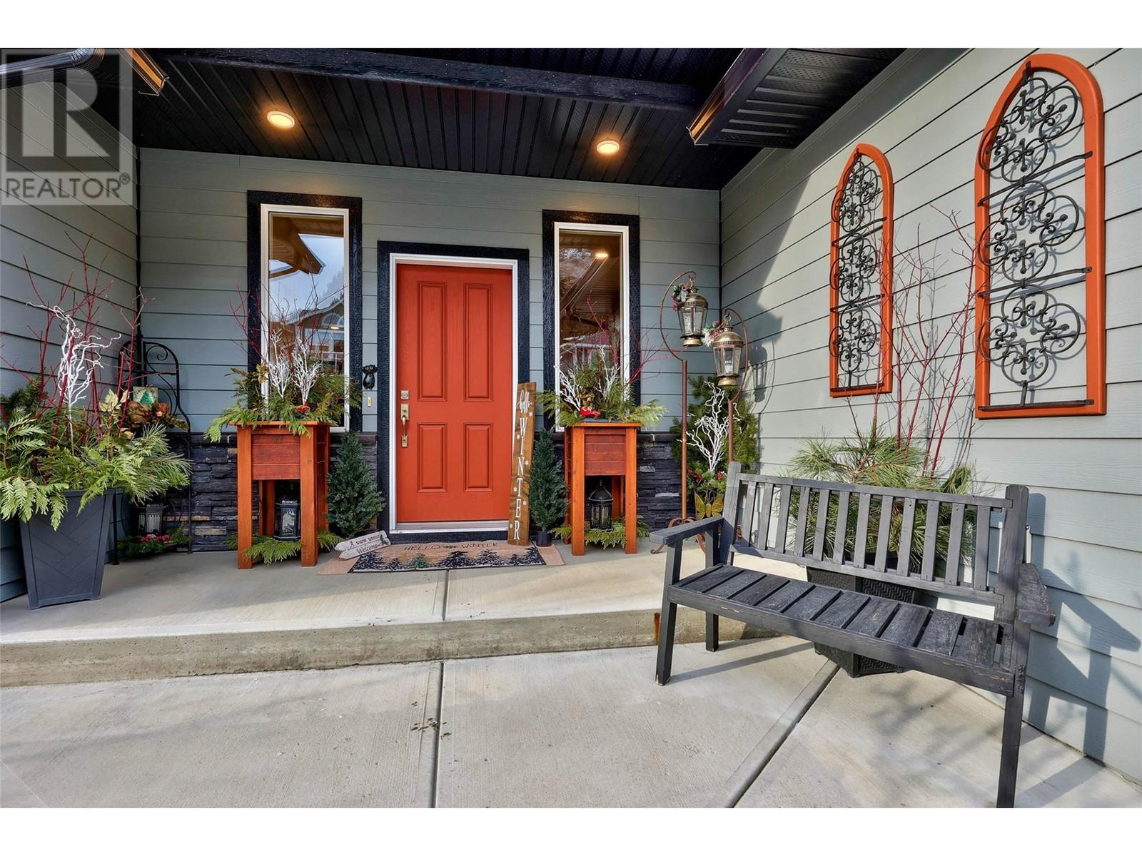 1200 Montgomery Place, Chase