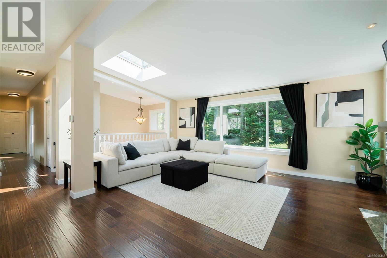 1648 Caspers Way, Nanaimo