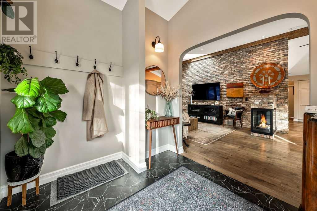 Single Family House Bungalow for Sale in   Avenue NE Renfrew Calgary 