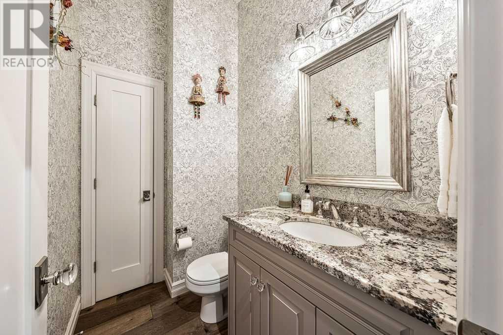 Single Family House Bungalow for Sale in   Avenue NE Renfrew Calgary 