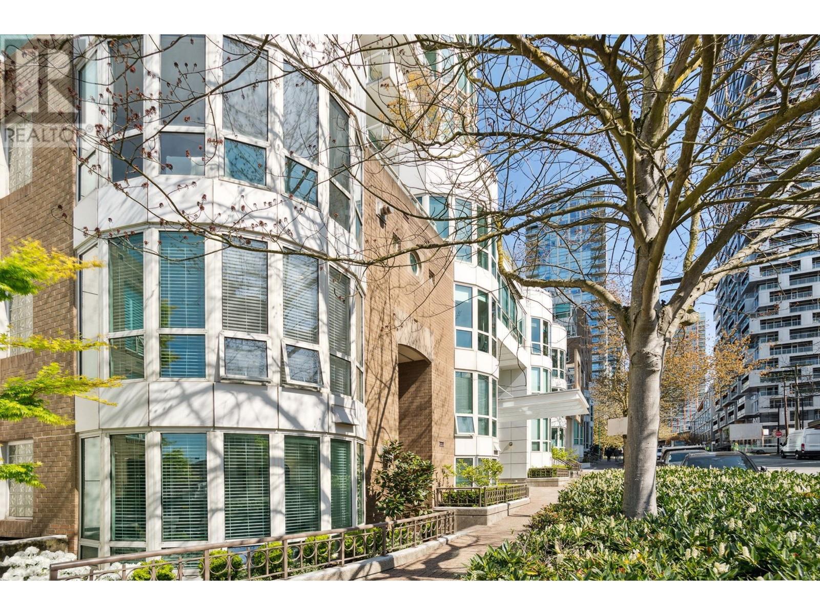 Photo 24 of T 14 1501 Howe Street, Vancouver BC