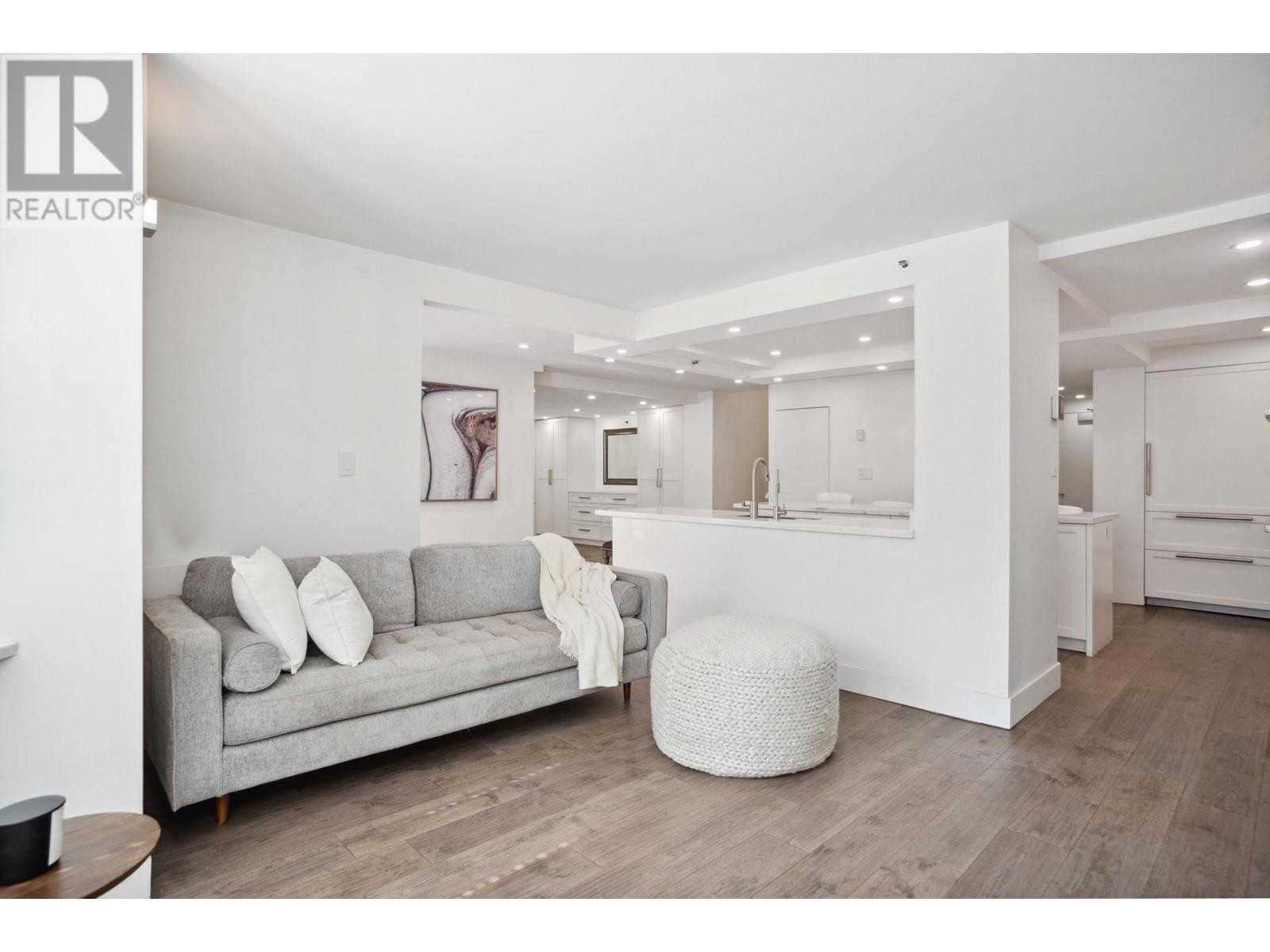 Photo 16 of T 14 1501 Howe Street, Vancouver BC