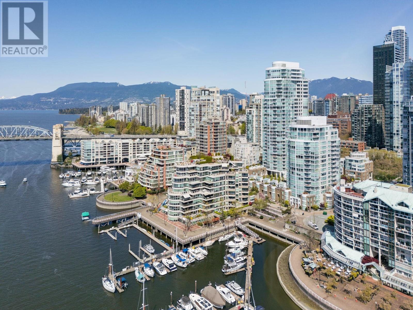 Photo 11 of T 14 1501 Howe Street, Vancouver BC